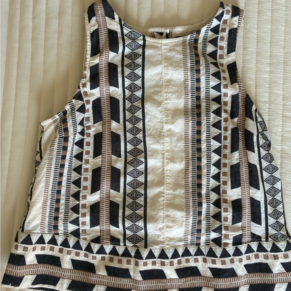 Banana Republic Black and White Graphic Boxy Tank Top Size Medium